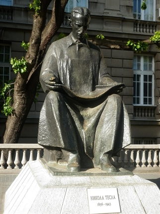 Tesla's Monument in Belgrade (By Frano Kršinić)